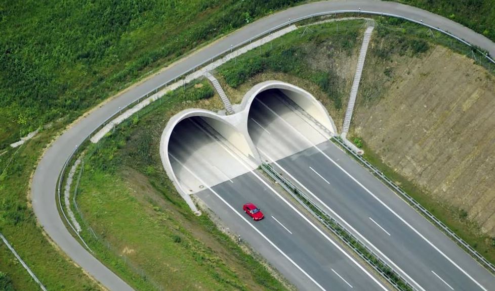 西牛皮高品質(zhì)防水，守護(hù)地下空間工程項(xiàng)目免遭滲漏水侵襲（隧道篇）