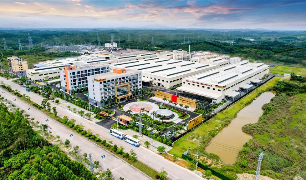 三花聚頂一品能，齊心協(xié)力大推廣